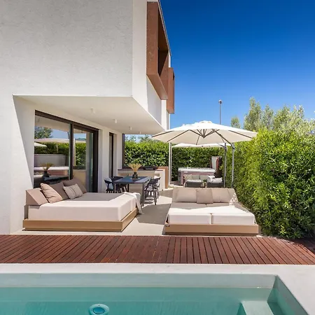 וילה Adora For 6 People In With Private Pool & Children Playground *