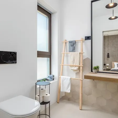 Adora For 6 People In With Private Pool & Children Playground