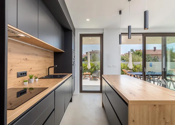 Adora For 6 People In With Private Pool & Children Playground *